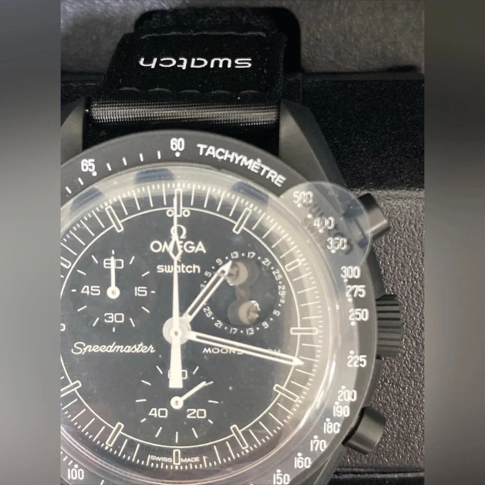 Omega X Swatch MISSION TO THE MOONPHASE MOONSWATCH SNOOPY WATCH Black